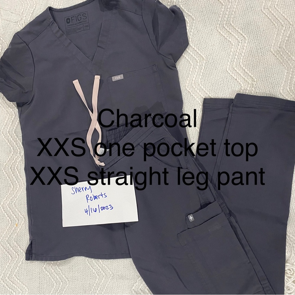 Figs charcoal Catarina top and yola skinny bottoms